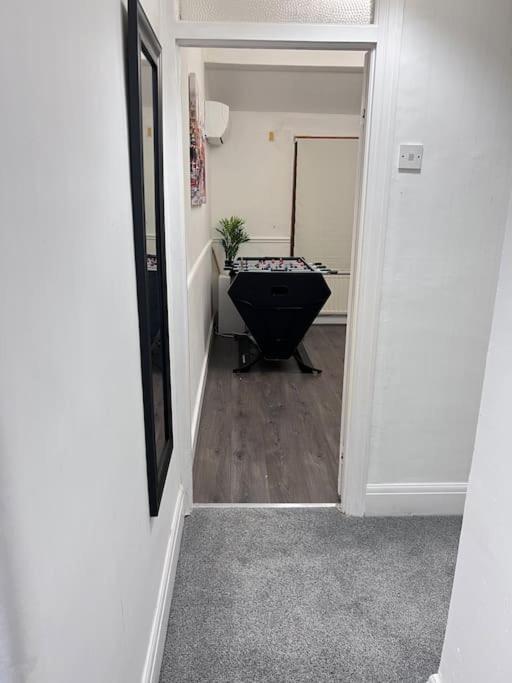 Spacious 3 Bed Flat - Beach Nearby - No Pets Σάουθεντ-ον-Ση Εξωτερικό φωτογραφία