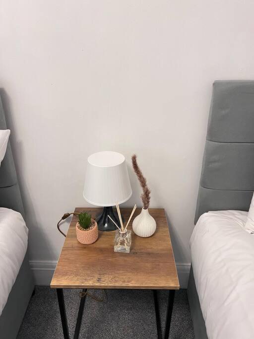 Spacious 3 Bed Flat - Beach Nearby - No Pets Σάουθεντ-ον-Ση Εξωτερικό φωτογραφία
