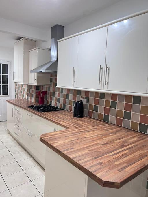 Spacious 3 Bed Flat - Beach Nearby - No Pets Σάουθεντ-ον-Ση Εξωτερικό φωτογραφία