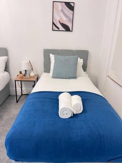 Spacious 3 Bed Flat - Beach Nearby - No Pets Σάουθεντ-ον-Ση Εξωτερικό φωτογραφία